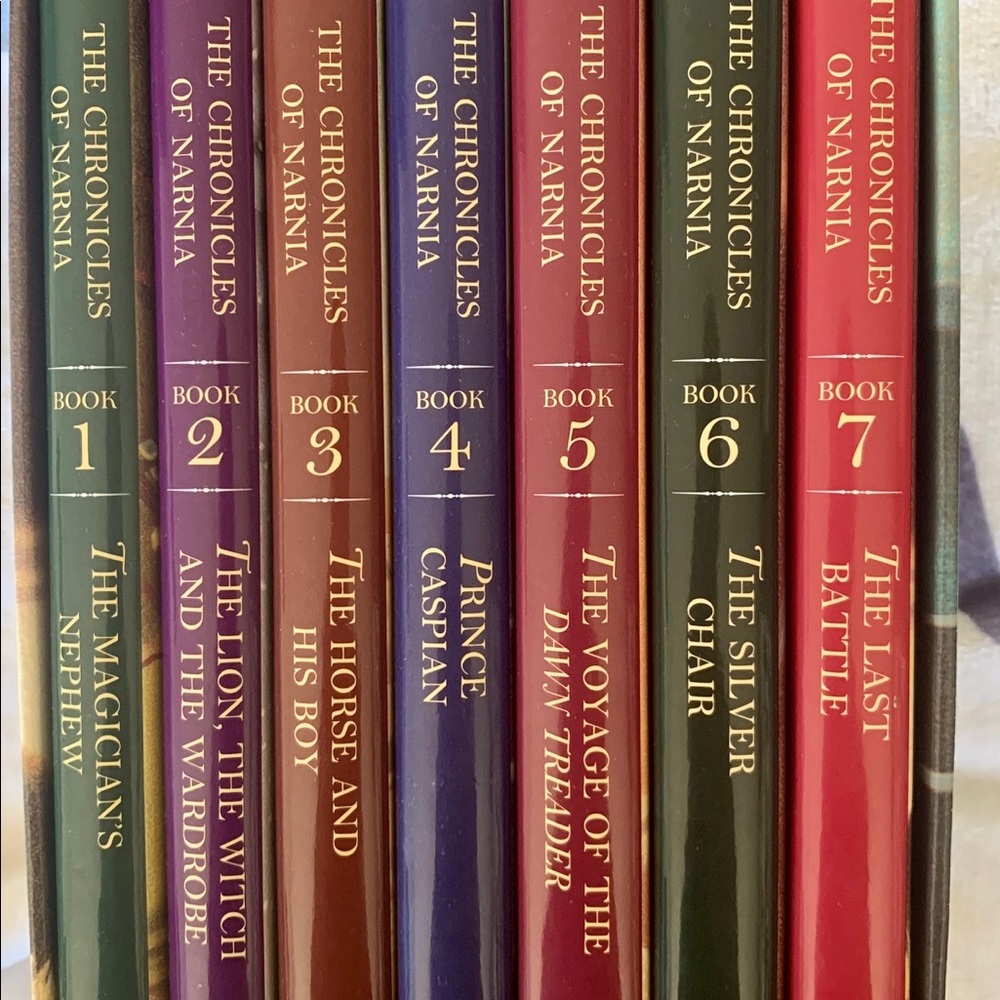 Chronicles of Narnia 7 Book Collector Series